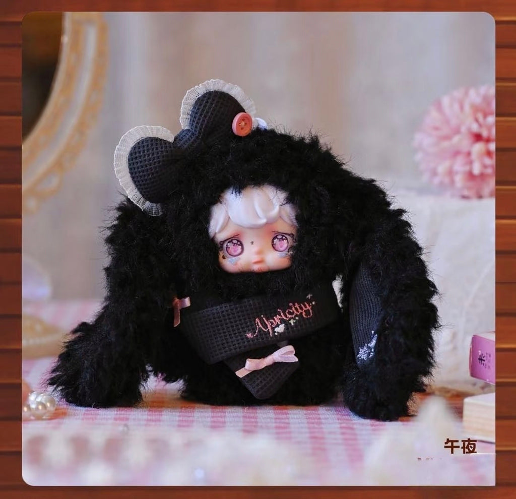 Yomi Warm Winter series Cozy  collection plush pendant